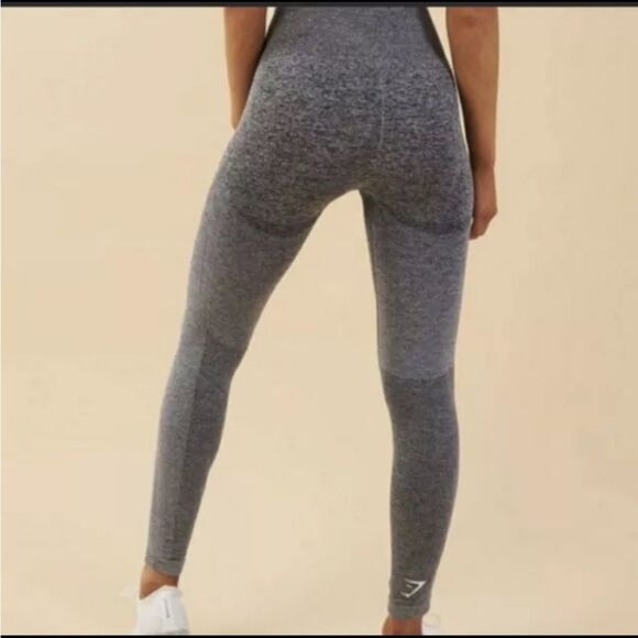 NWOT Gymshark gray seamless high rise leggings size medium - Picture 1 of 5
